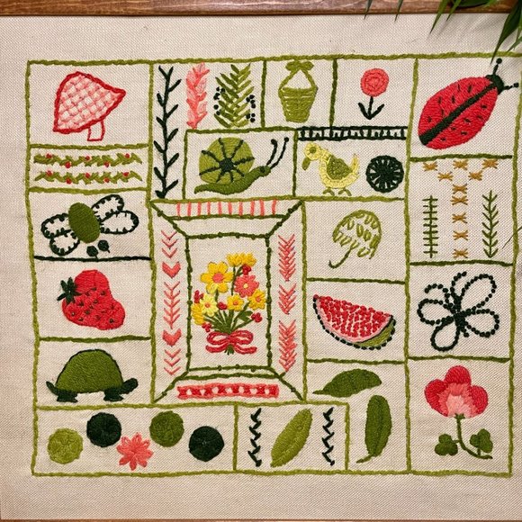 Vintage 1970s Crewel Embroidery Framed Pink Green Whimsical Nature Needlepoint - Picture 2 of 8